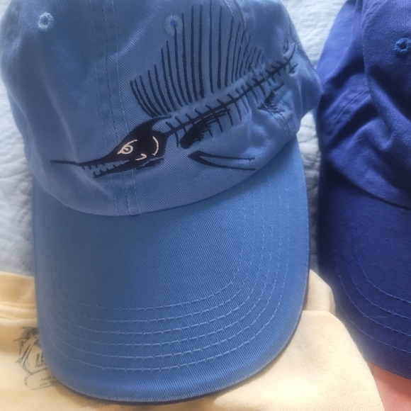 Bundle Of 2 Real Legends (Performance Outfitters) T-Shirts And 2 Cotton Hats - Picture 5 of 11